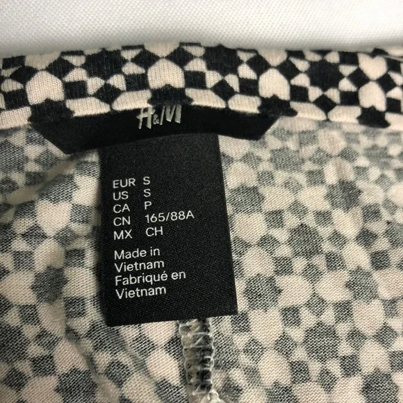 💜 S 💜 Top Geometric Pattern Floral - Picture 3 of 5